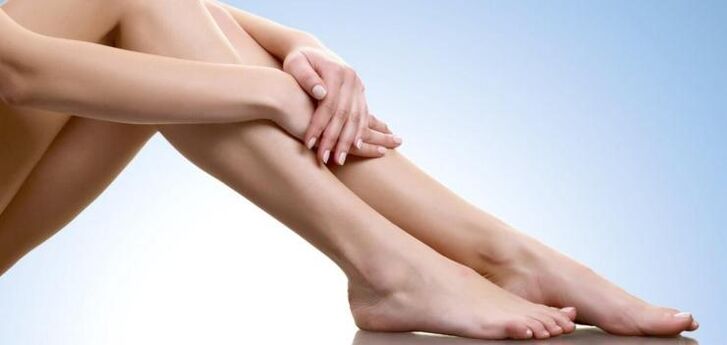 Zdrowe kobiece nogi
